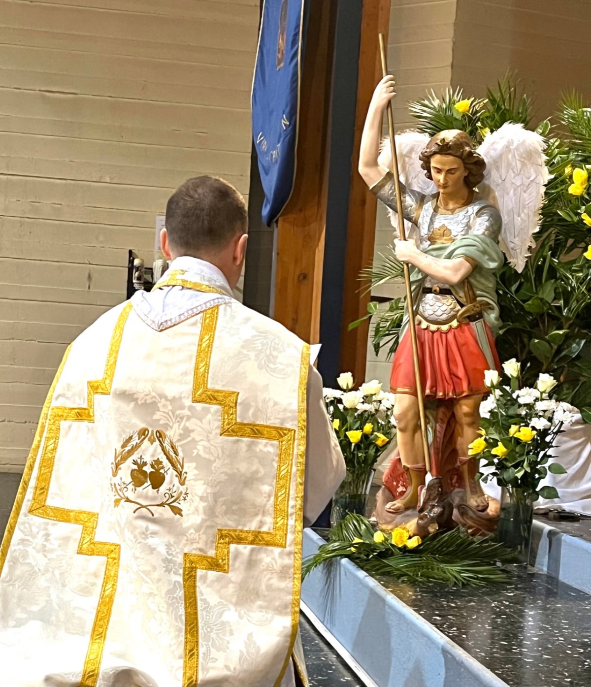 29 septembre 2022 : consécration à&nbsp;Saint-Michel